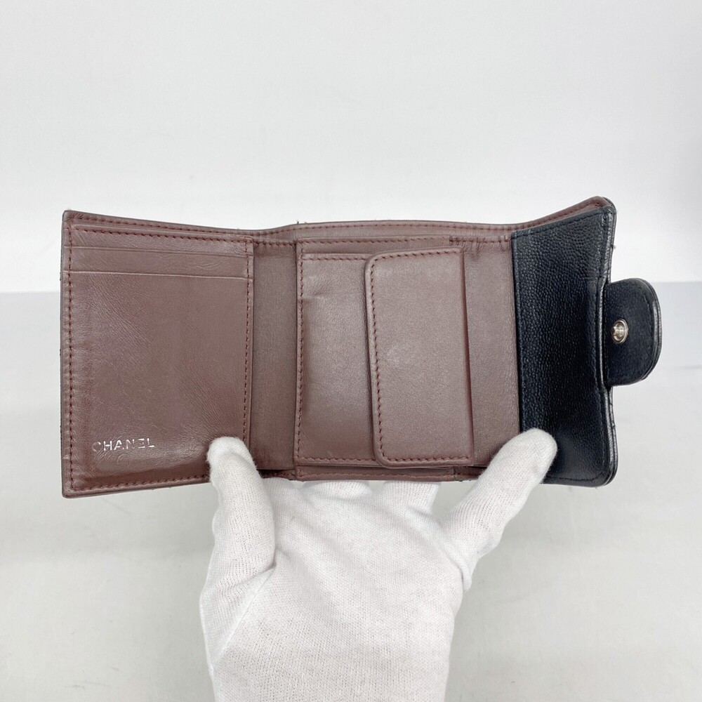 CHANEL Black Caviar Leather Wallet - Picture 3 of 9